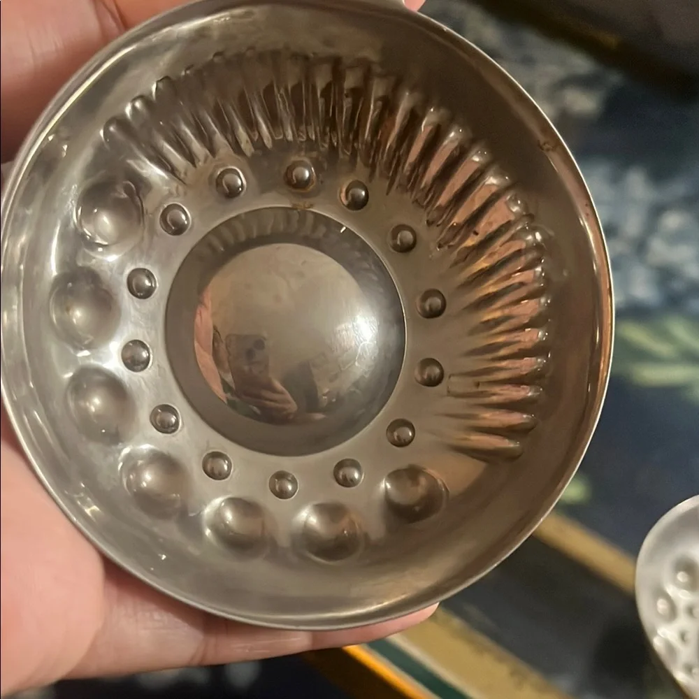 Silver Ribbed Drinkware Set for Dining
